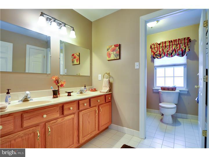 764 Kelli Lane Springfield, PA 19064 - Photo 18 of 21 Bathroom