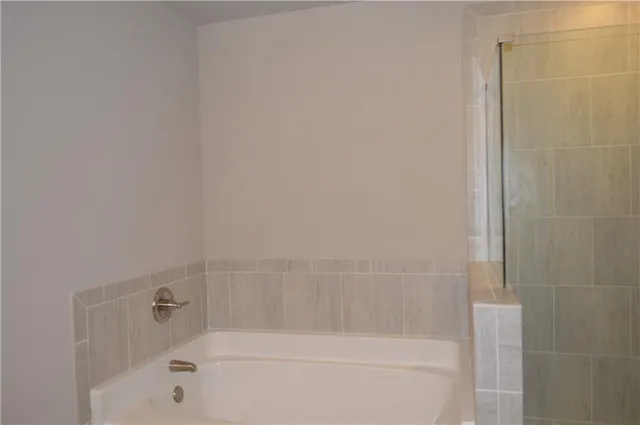 $2,100 | 5332 Fox Hl Lane, Oakwood, GA 30566