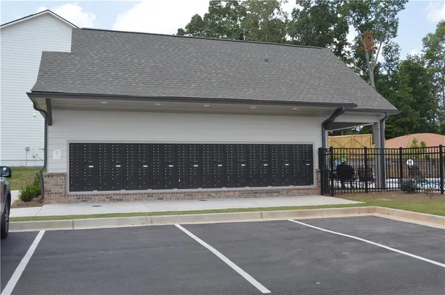 $2,100 | 5332 Fox Hl Lane, Oakwood, GA 30566