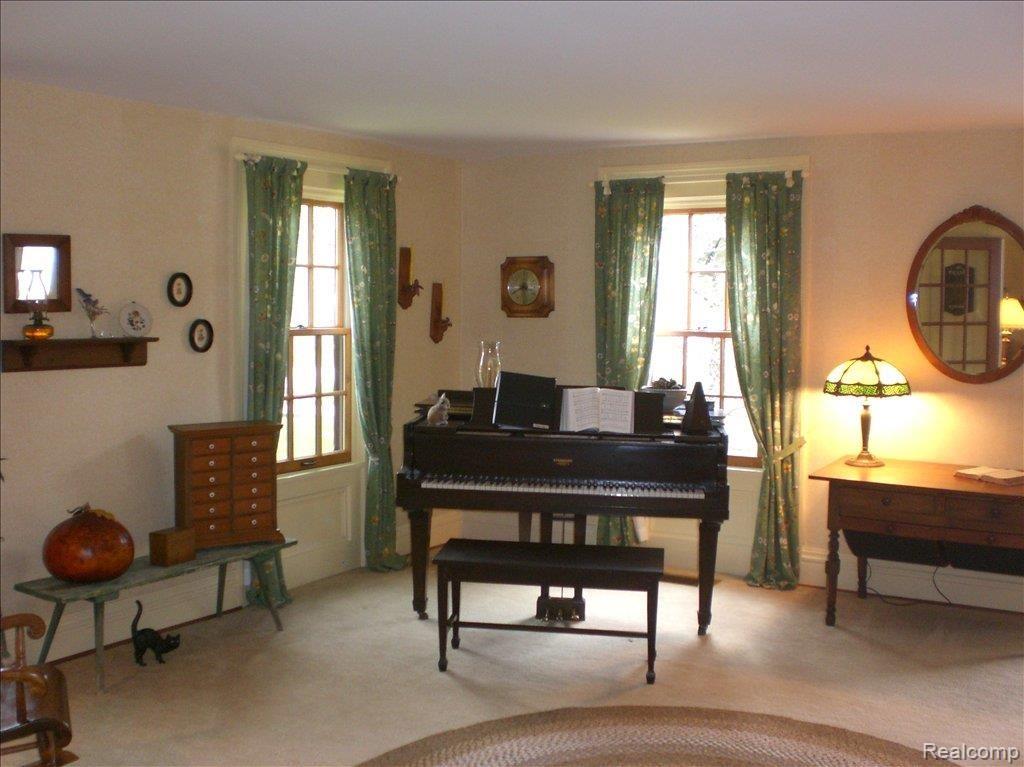 3140 Seymour Lake Road Oxford, MI 48371 - Photo 9 of 25 Family or Music Room!