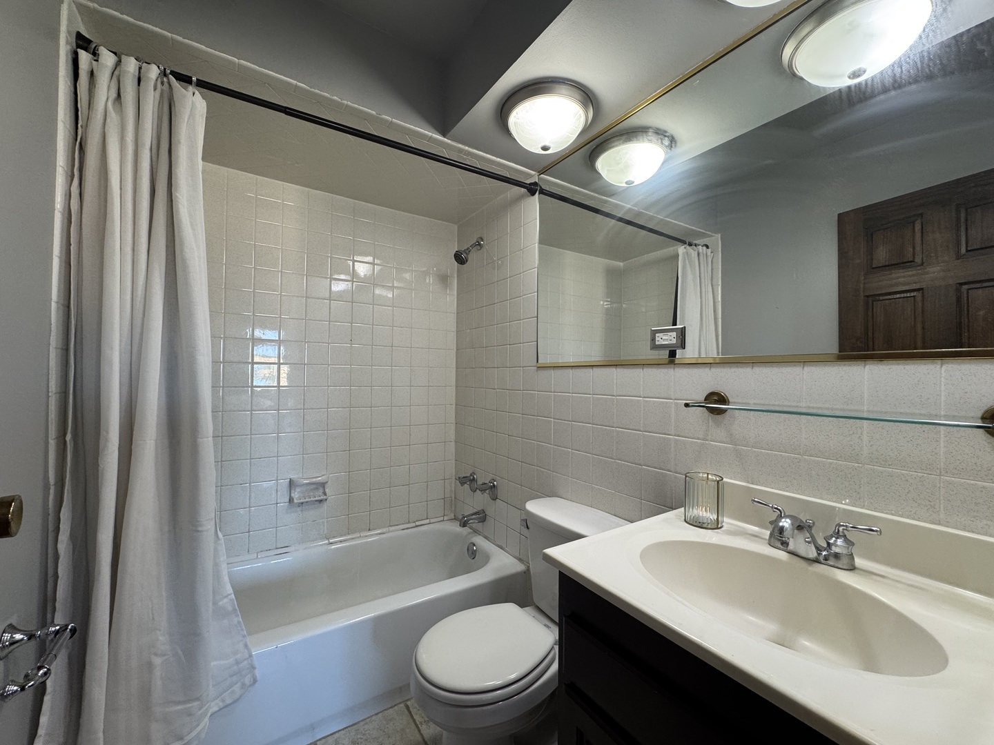 6630 South Brainard Avenue, Unit 407 Countryside, IL 60525 - Photo 18 of 25 Gallery Image 18
