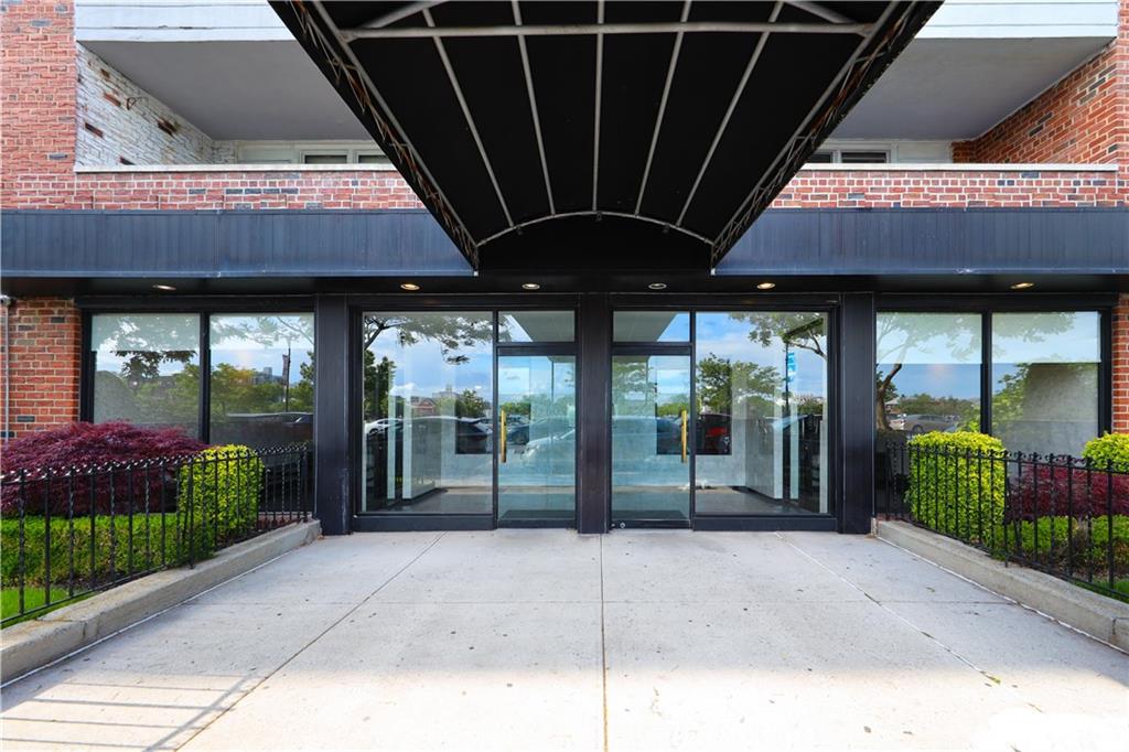 1625 Emmons Avenue, Unit 4N Brooklyn, NY 11235 - Photo 2 of 32 a view of a porch