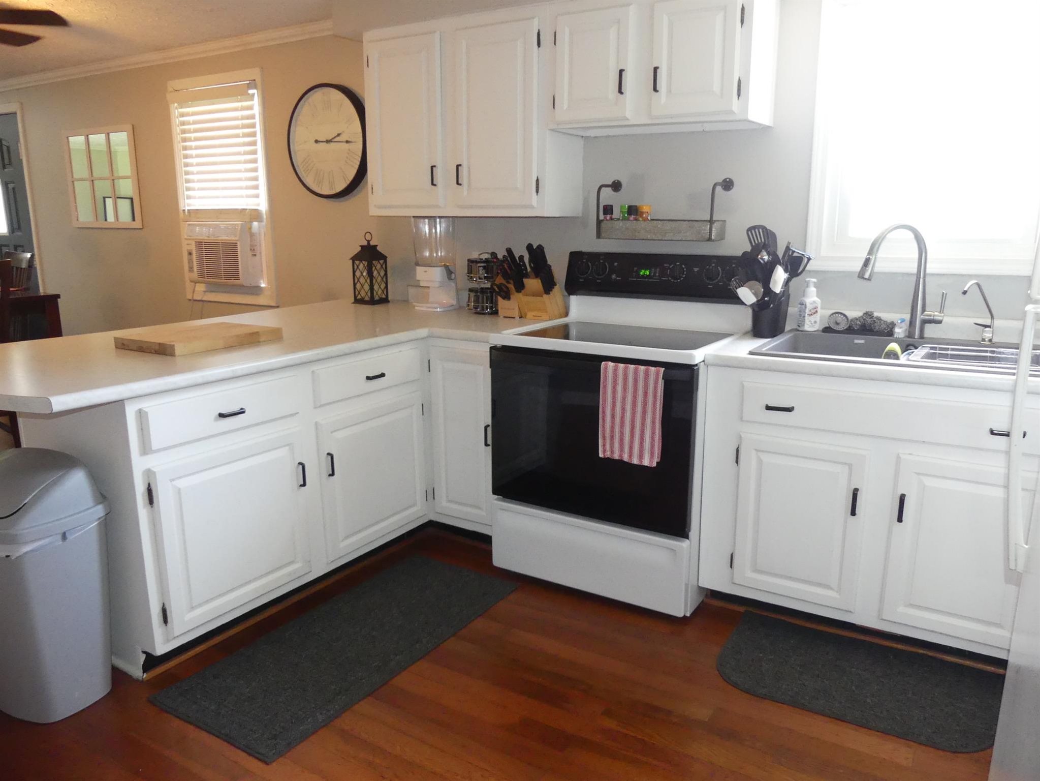 7500 West Cornbread Road Yorktown, IN 47396 - Photo 6 of 23 Gallery Image 6