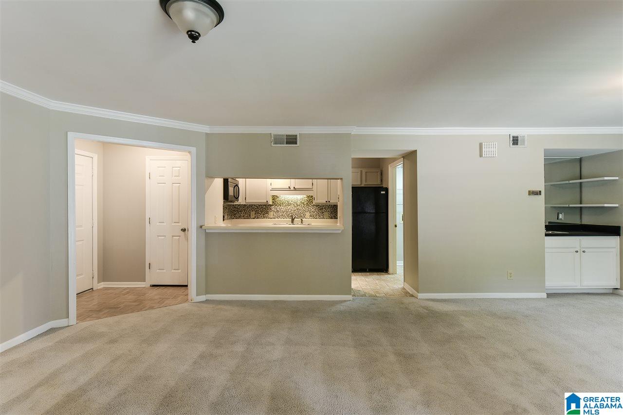 710 Gables Drive, Unit 710 Birmingham, AL 35244 - Photo 6 of 40