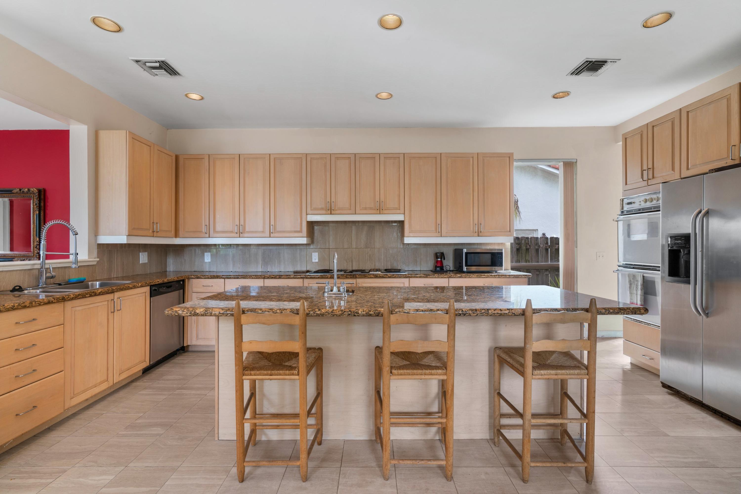 641 Southwest 18th Street Boca Raton, FL 33486 - Photo 3 of 27 Kitchen