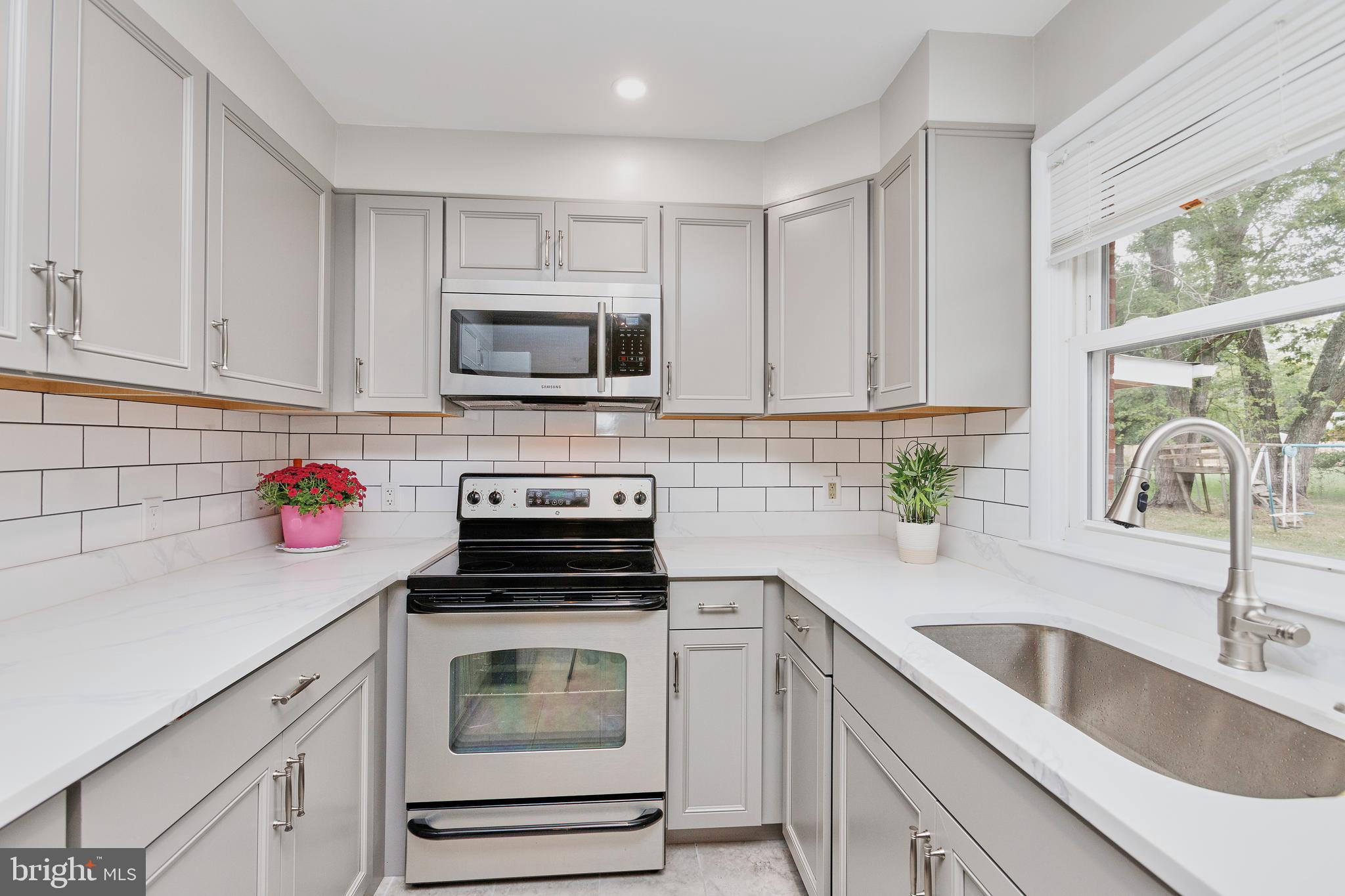 718 Farmington Road West Accokeek, MD 20607 - Photo 16 of 39