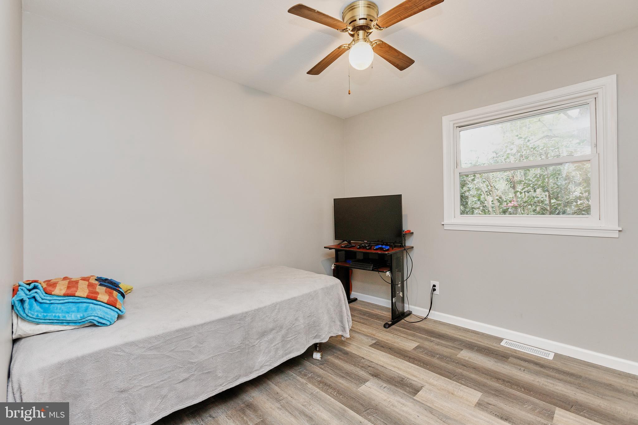 718 Farmington Road West Accokeek, MD 20607 - Photo 24 of 39