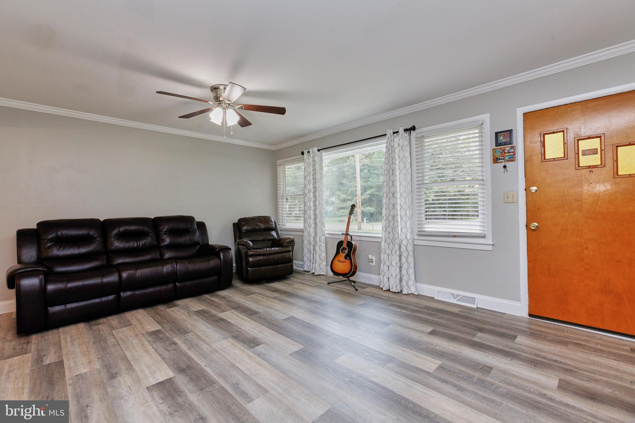 718 Farmington Road West Accokeek, MD 20607 - Photo 9 of 39