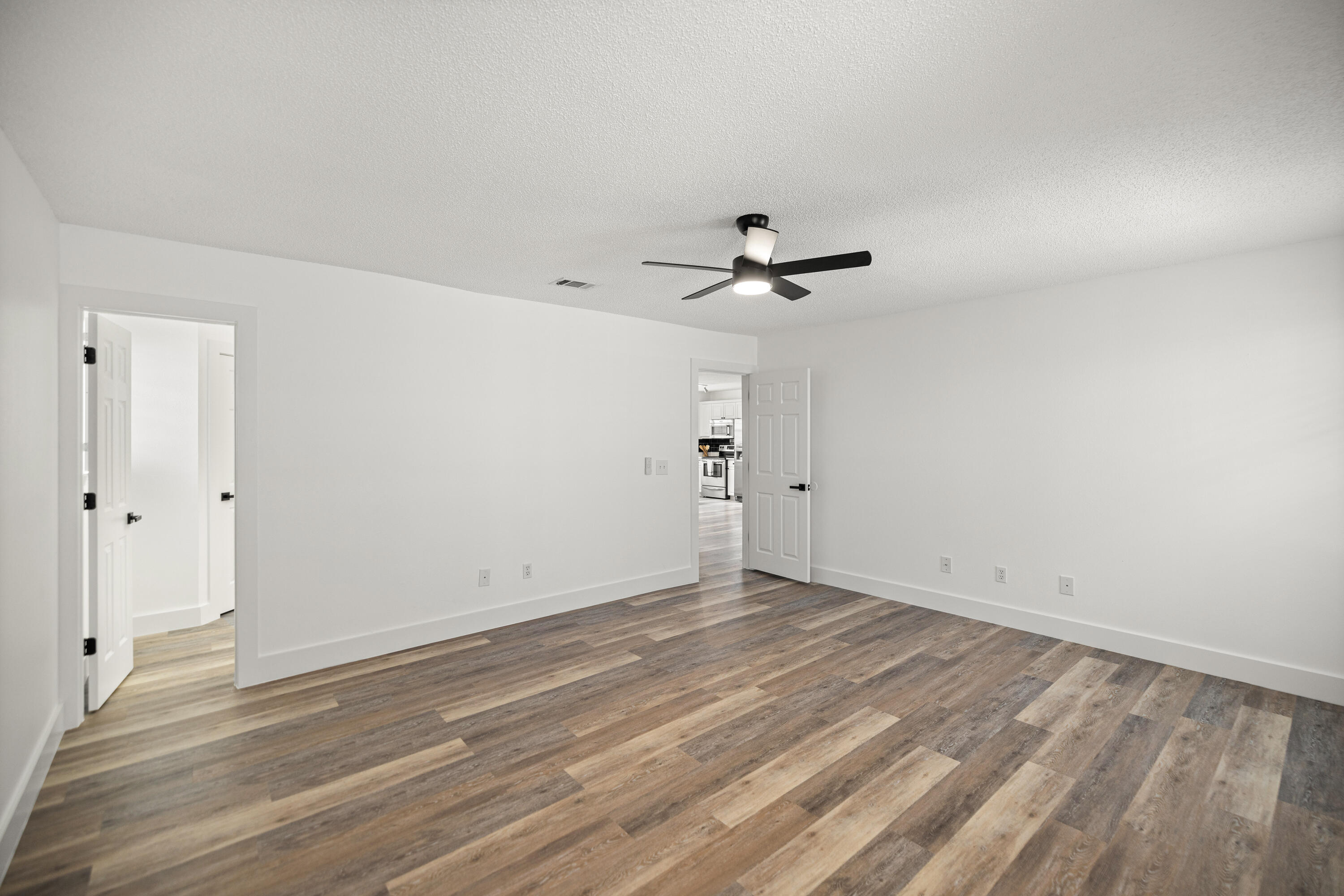 2001 Jessica Way Navarre, FL 32566 - Photo 27 of 73 2001JessicaWay-Navarre-FL-059