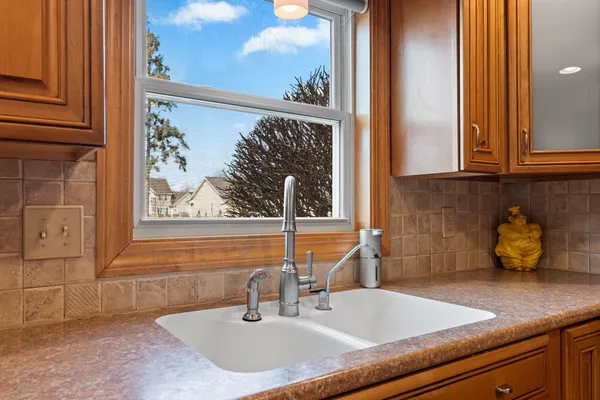 $359,900 | 762 St Joseph Street, De Pere, WI 54115