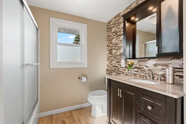 $359,900 | 762 St Joseph Street, De Pere, WI 54115