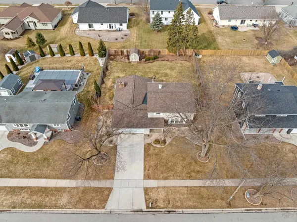 $359,900 | 762 St Joseph Street, De Pere, WI 54115