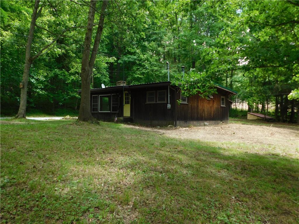 170 Maple Summit Road Mill Run, PA 15464 - Photo 3 of 25