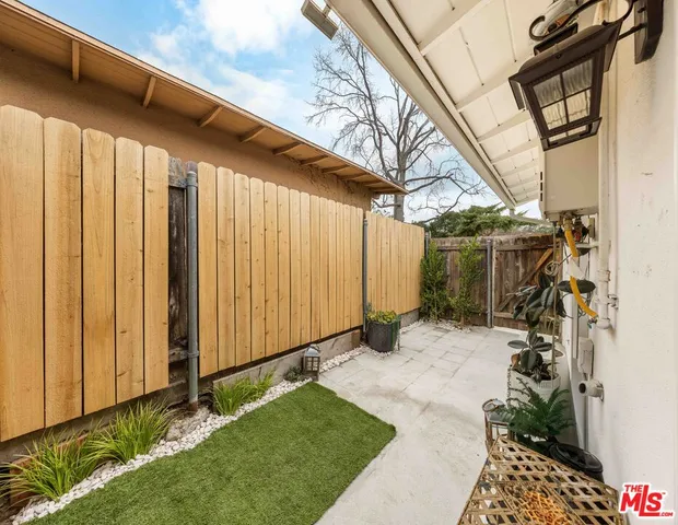 $1,899 | 10320 Mather Avenue, Unit 1/2, Sunland, CA 91040