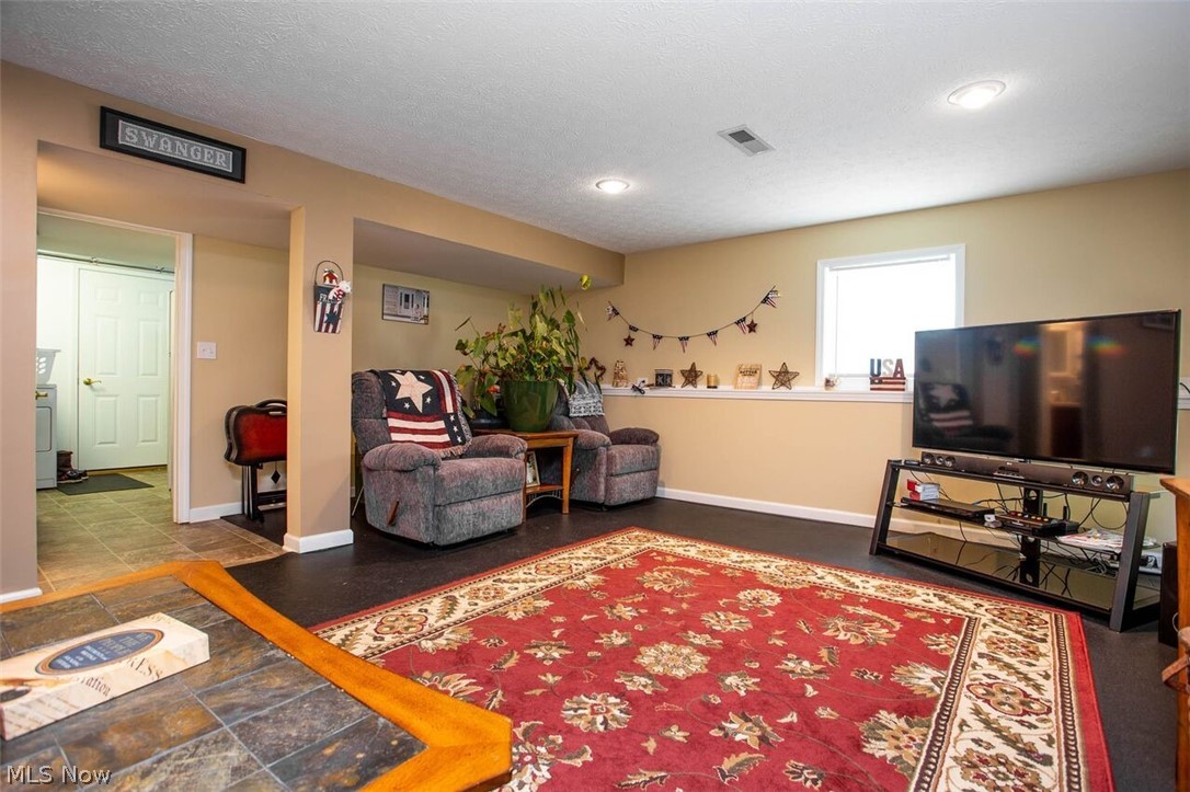 874 Harris Road Sheffield Lake, OH 44054 - Photo 12 of 27 Gallery Image 12