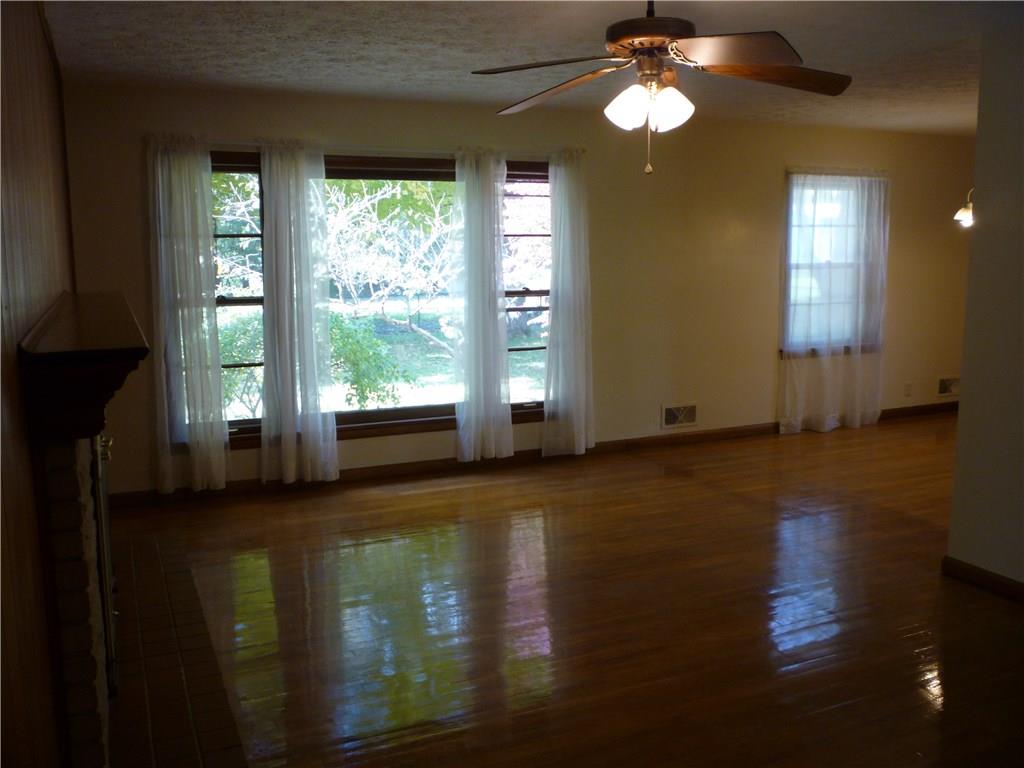 4008 Moller Road Indianapolis, IN 46254 - Photo 5 of 29 Gallery Image 5