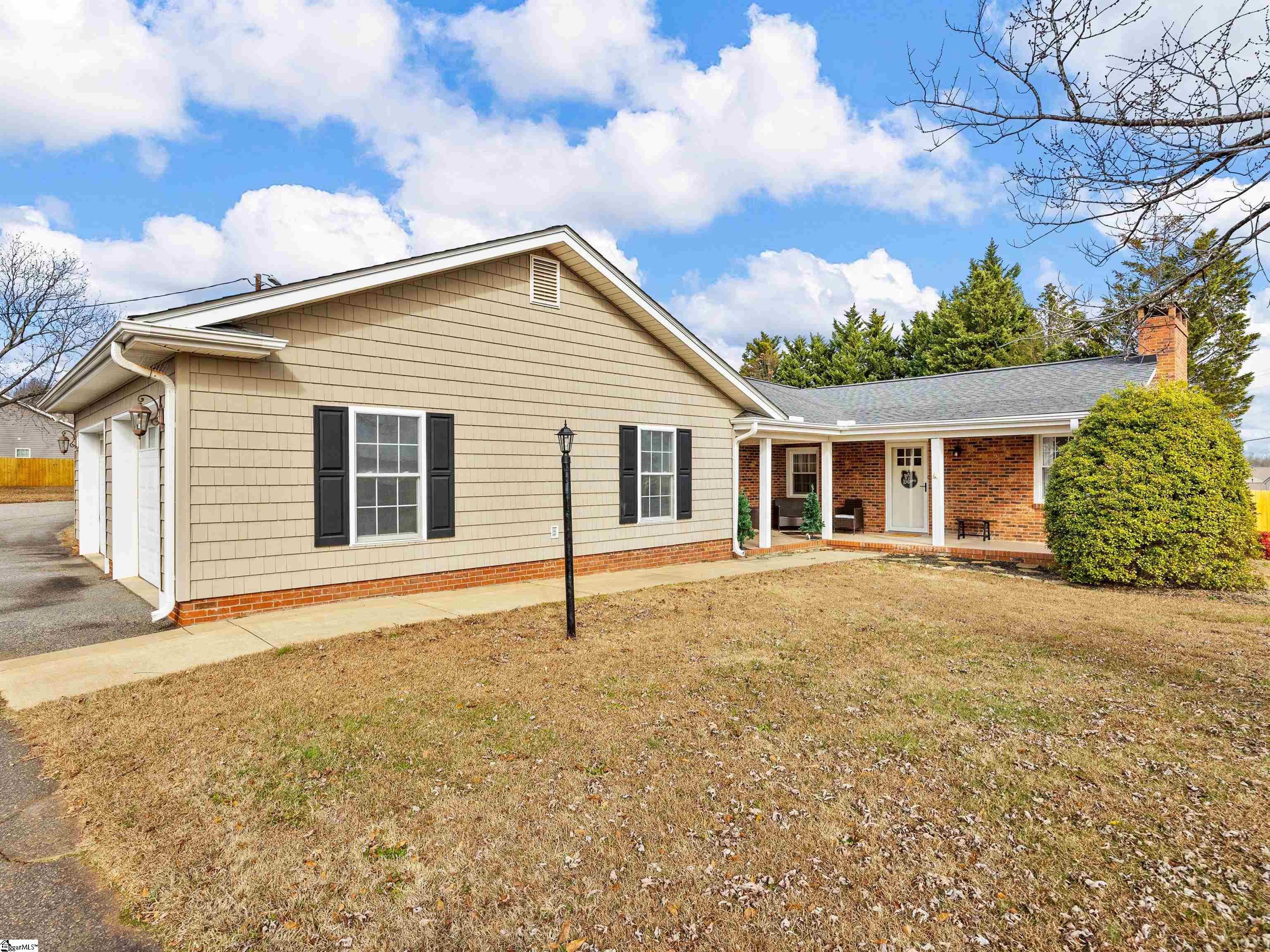 29 Powell Lake Road Lyman, SC 29365 - Photo 3 of 35 Gallery Image 3