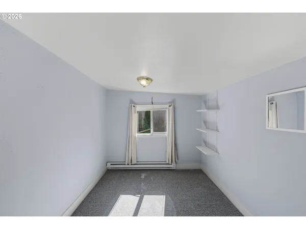 $269,000 | 376 South Wall Street, Coos Bay, OR 97420