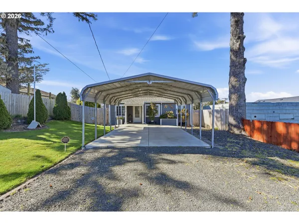 $269,000 | 376 South Wall Street, Coos Bay, OR 97420