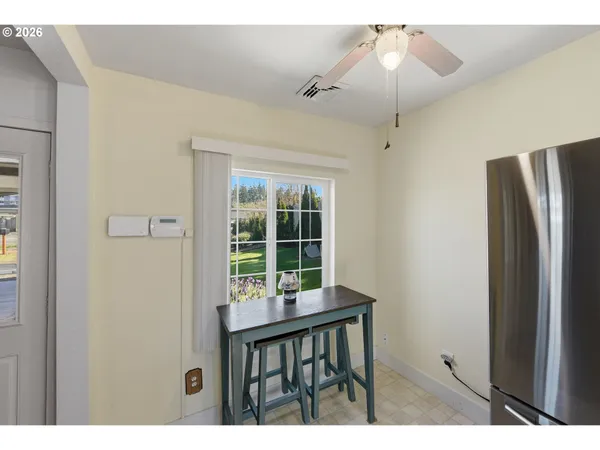 $269,000 | 376 South Wall Street, Coos Bay, OR 97420