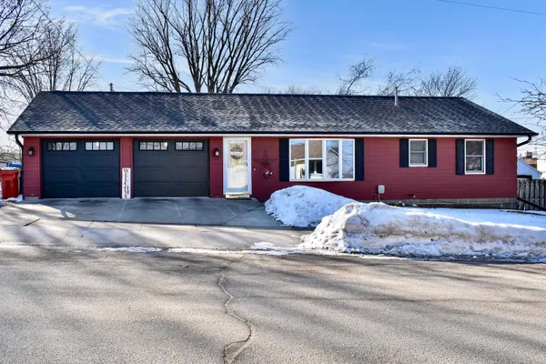 $289,000 | 14 1st Avenue Northeast, Altura, MN 55910