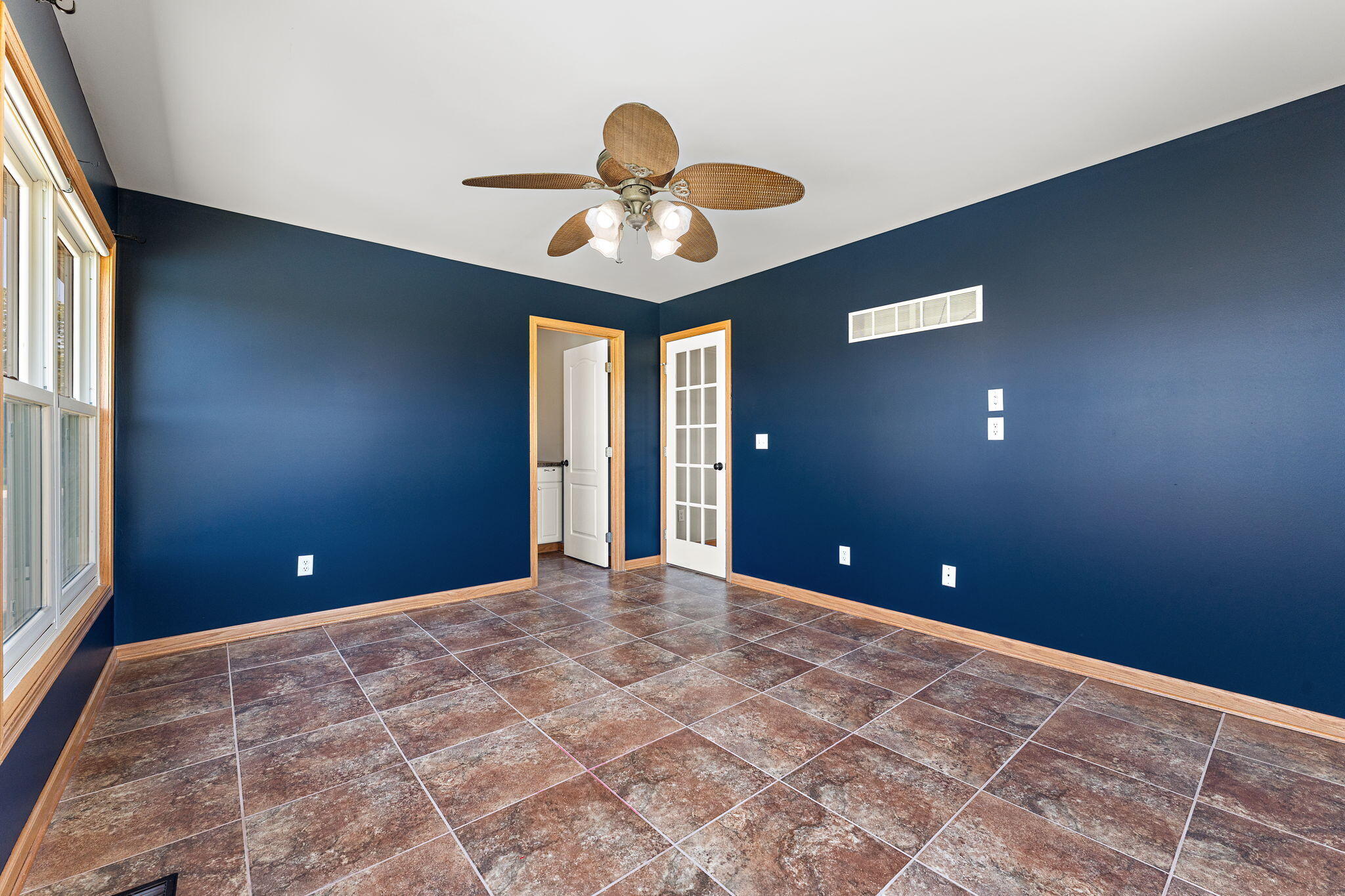 798 South 400 West Hebron, IN 46341 - Photo 21 of 58 2048x1365