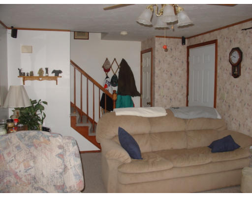 43 Harvest Road, Unit 43 Uxbridge, MA 01569 - Photo 4 of 7 Gallery Image 4
