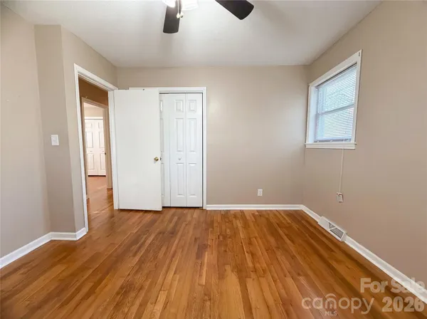 $235,000 | 290 Salem Avenue, Dallas, NC 28034