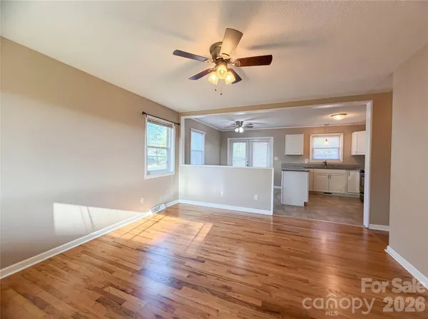 $235,000 | 290 Salem Avenue, Dallas, NC 28034