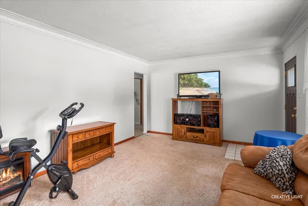 $270,000 | 307 Cameron Avenue, Lockport, IL 60441