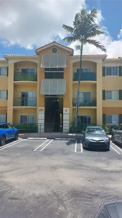 $2,400 | 7290 Northwest 114th Avenue, Unit 2067, Doral, FL 33178