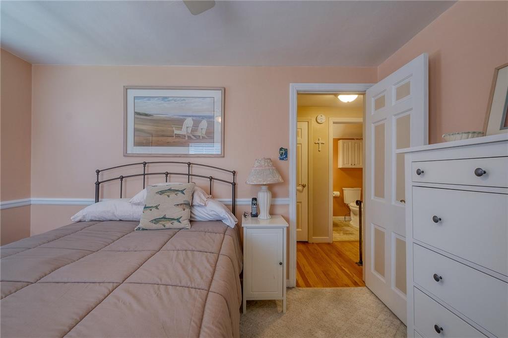 2346 Crestview Road Pittsburgh, PA 15216 - Photo 21 of 25 2nd Bedroom