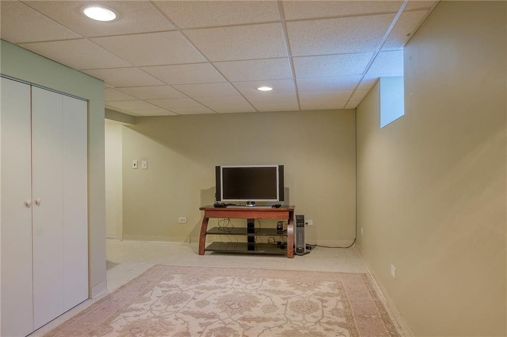 2346 Crestview Road Pittsburgh, PA 15216 - Photo 25 of 25 Gameroom