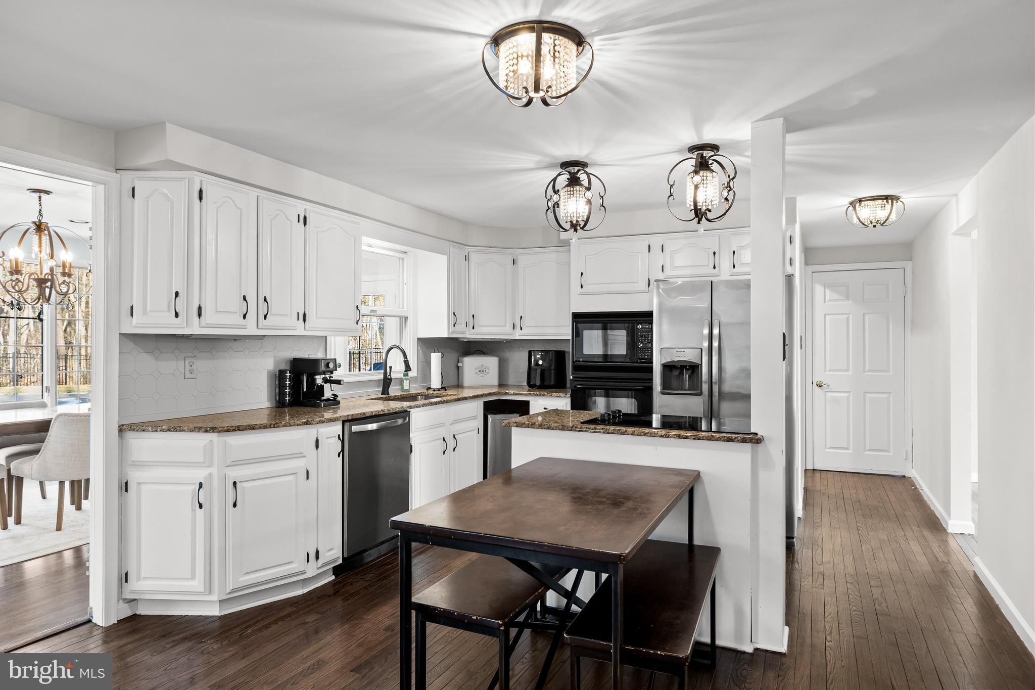 506 Fairview Road Medford, NJ 08055 - Photo 2 of 41