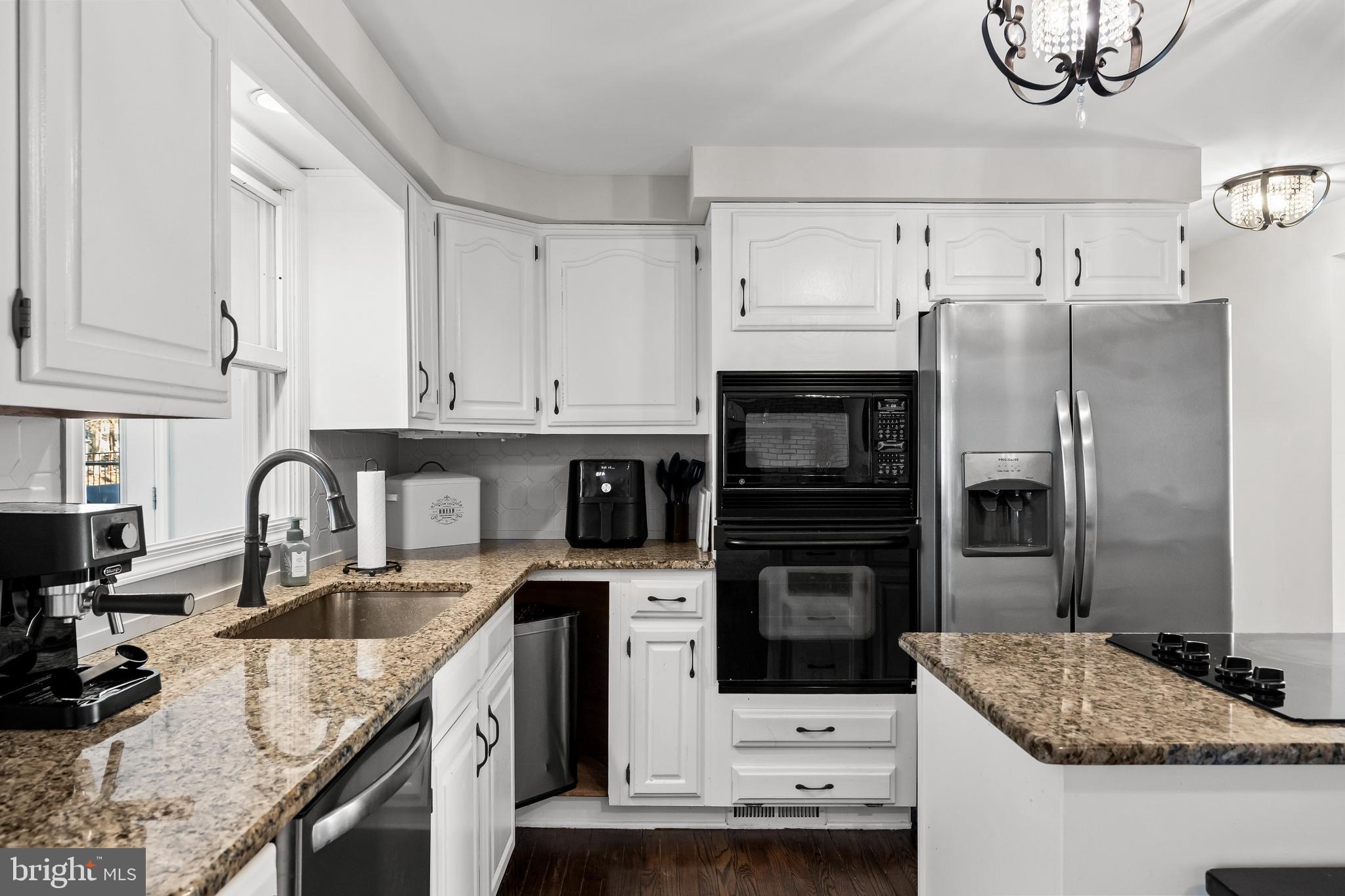 506 Fairview Road Medford, NJ 08055 - Photo 3 of 41