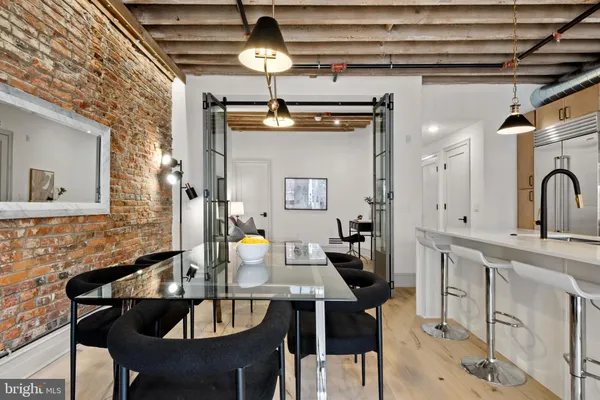 $899,000 | 151 North 3rd Street, Unit 2, Philadelphia, PA 19106