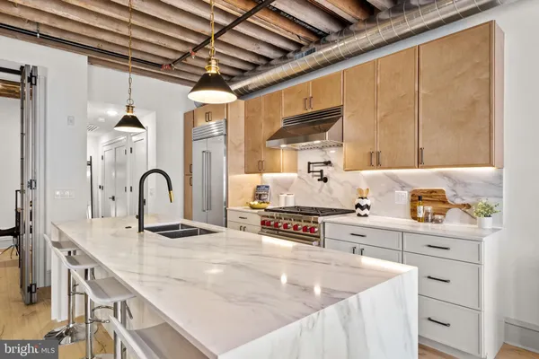 $899,000 | 151 North 3rd Street, Unit 2, Philadelphia, PA 19106