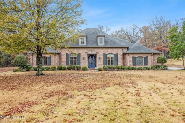$815,000 | 5192 Wedgewood Drive, Olive Branch, MS 38654