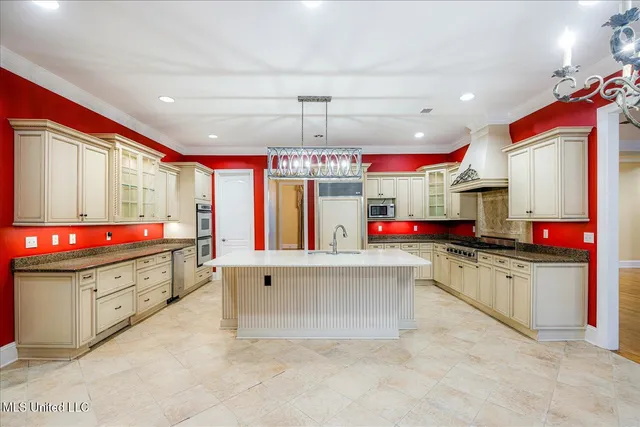 $815,000 | 5192 Wedgewood Drive, Olive Branch, MS 38654