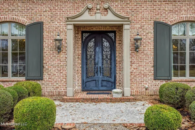 $815,000 | 5192 Wedgewood Drive, Olive Branch, MS 38654