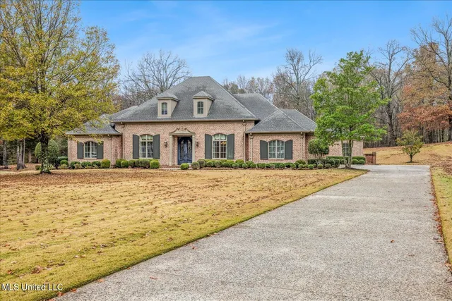 $815,000 | 5192 Wedgewood Drive, Olive Branch, MS 38654