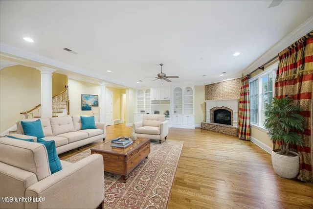 $815,000 | 5192 Wedgewood Drive, Olive Branch, MS 38654