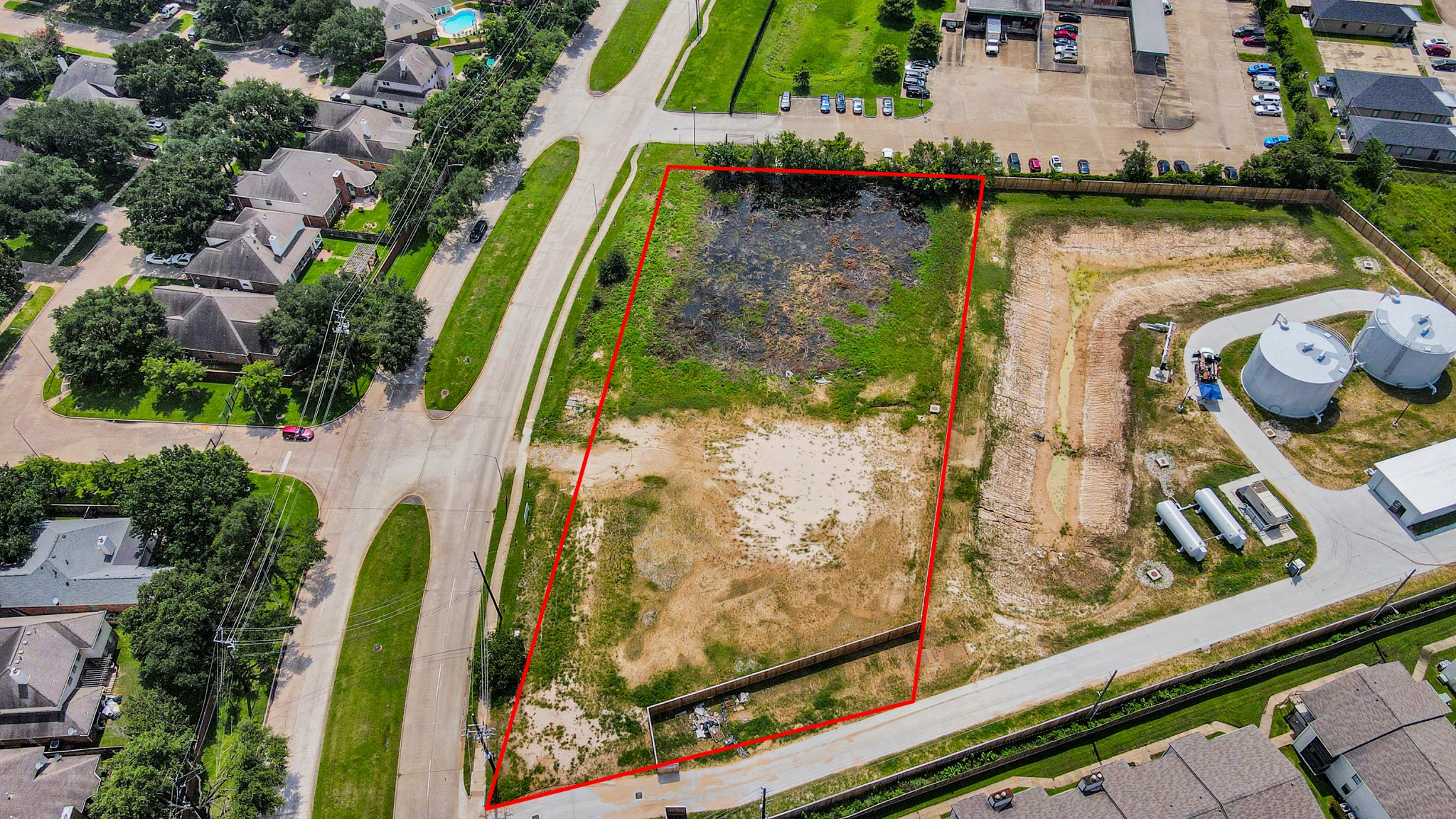 15200 Point Northwest Point Houston, TX 77095 - Photo 14 of 22 an aerial view of a house with a garden and plants