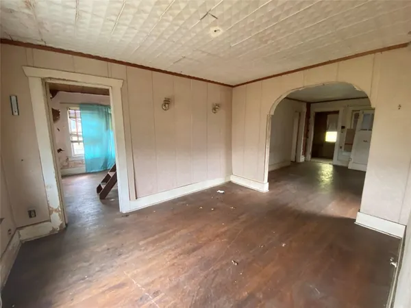 $130,000 | 2715 Oakcliff Street, Houston, TX 77023
