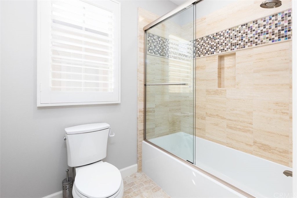 64 Domani Irvine, CA 92618 - Photo 12 of 39