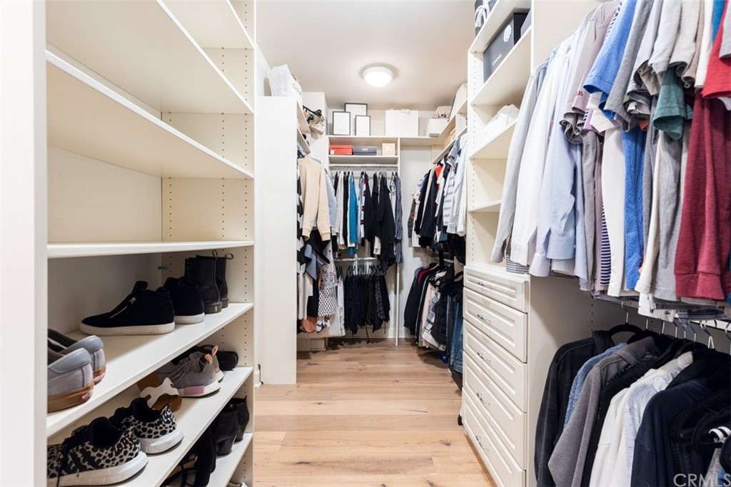 64 Domani Irvine, CA 92618 - Photo 18 of 39