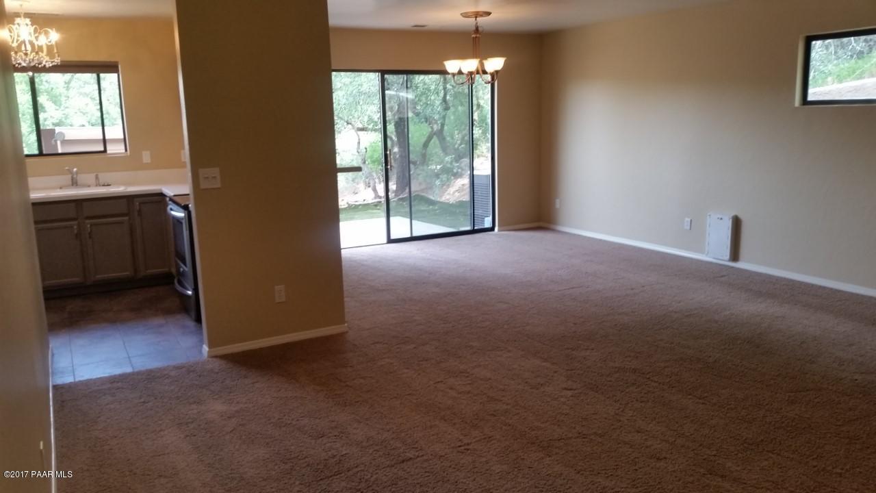 903 Old Stage Road, Unit A7 Prescott, AZ 86303 - Photo 15 of 33 Kitchen-Dining Entry