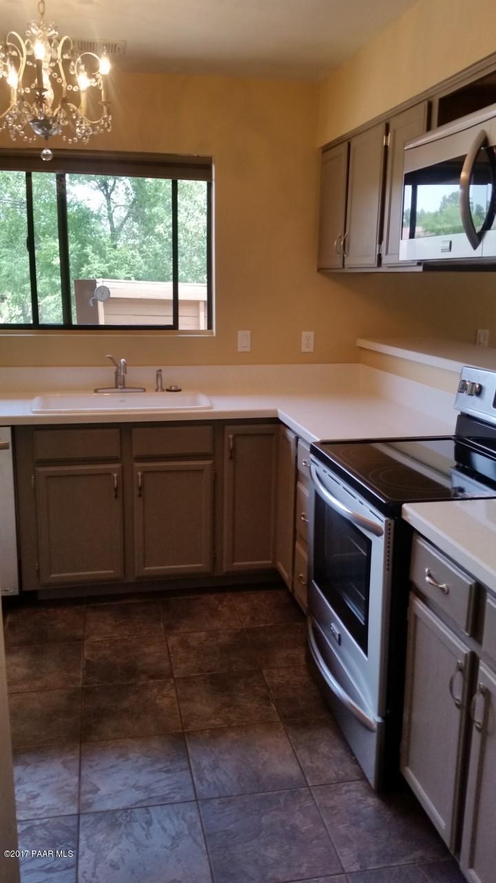 903 Old Stage Road, Unit A7 Prescott, AZ 86303 - Photo 10 of 33 Kitchen Floor & Sink