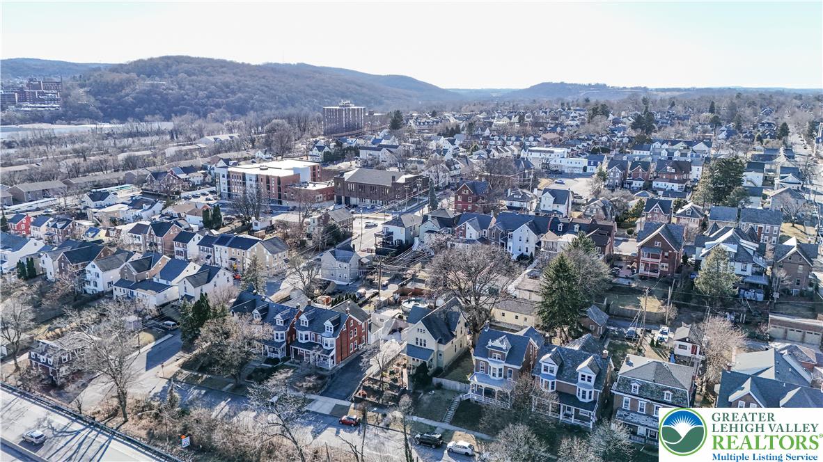 420 2nd Avenue Bethlehem, PA 18018 - Photo 27 of 34 an aerial view of residential houses and city view