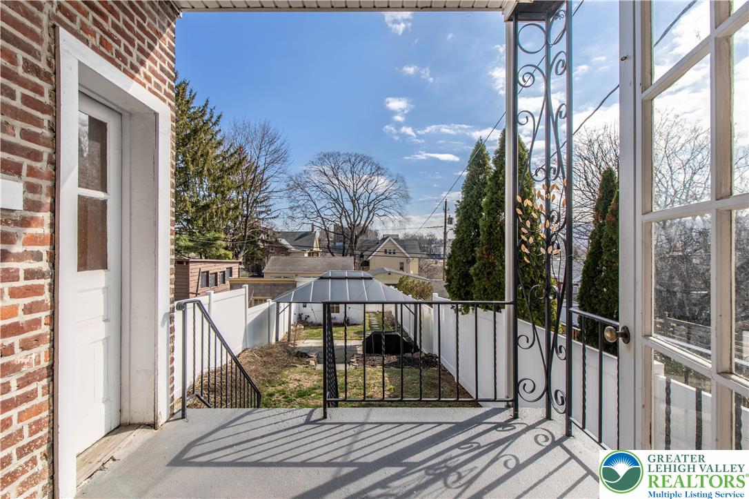 420 2nd Avenue Bethlehem, PA 18018 - Photo 30 of 34 a view of balcony with wooden floor and fence
